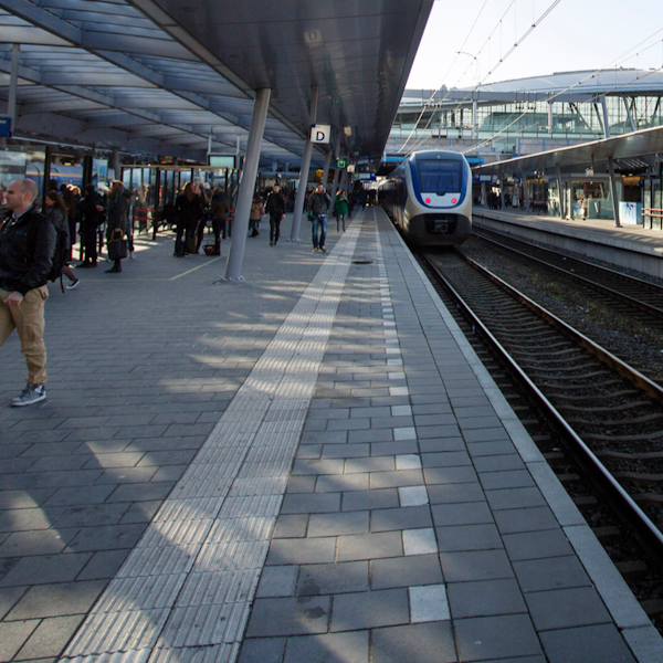 Perron NS Utrecht Centraal